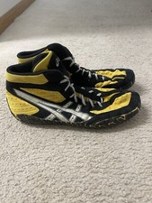 Size asics aggressor for sale  Pella