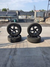 Mischelin 235 r18 usato  Acireale