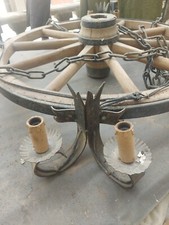 Luminaire lustre roue d'occasion  Saint-Julien-de-Peyrolas