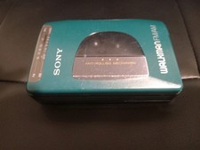Walkman radio cassette d'occasion  Aulnay-sous-Bois