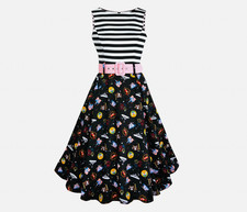 Disney Parks The Dress Shop Her Universe Magic Kingdom ícones ajuste vestido flare GG comprar usado Disney Parks The Dress Shop Her Universe Magic Kingdom ícones ajuste vestido flare GG comprar usado  Enviando para Brazil