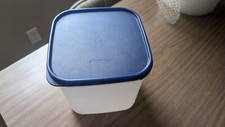Usado, Excelente TUPPERWARE 4L 17 xícaras recipiente com tampa quadrada 1621-4 azul comprar usado  Enviando para Brazil