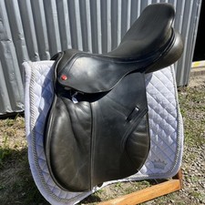 Albion legend saddle for sale  RUTHIN