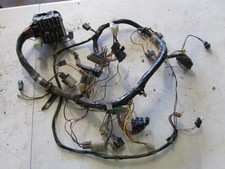 Chicote de fios GM H BODY MONZA DASH COM CAIXA DE FUSÍVEIS FABRICANTE DE EQUIPAMENTO ORIGINAL SEM FIOS CORTADOS L@@K comprar usado Chicote de fios GM H BODY MONZA DASH COM CAIXA DE FUSÍVEIS FABRICANTE DE EQUIPAMENTO ORIGINAL SEM FIOS CORTADOS L@@K comprar usado  Enviando para Brazil