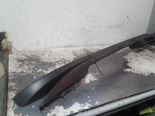 Barre longitudinali tetto usato Barre longitudinali tetto usato  Italia