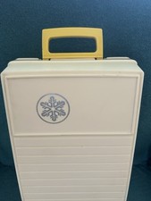 Rubbermaid Sidekick Cooler 12 latas retrô amarelo e branco vintage década de 1970 EUA comprar usado  Enviando para Brazil