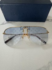 Louis vuitton aviator for sale  Round Lake