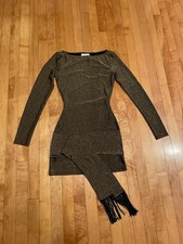 Vestido com cinto Reformation glitter franja. Peça inédita exclusiva de designer S. comprar usado Vestido com cinto Reformation glitter franja. Peça inédita exclusiva de designer S. comprar usado  Enviando para Brazil