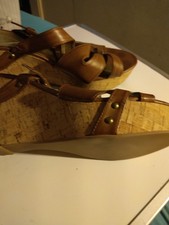Guess women brown for sale  Bradenton