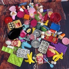 Lote de acessórios de cozinha Mattel Barbie dissertos de alimentos pratos utensílios frascos copos comprar usado  Enviando para Brazil