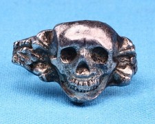 totenkopfring usato  Spedire a Italy
