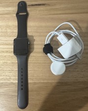 Apple Watch Series 2 38 mm. Cinza espacial. Tela rachada e quebrada. Still Works Fine comprar usado  Enviando para Brazil