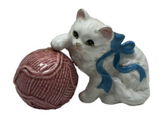 White ceramic cat for sale  New Braunfels