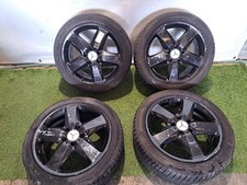 Cerchi completi gomme usato Cerchi completi gomme usato  Italia