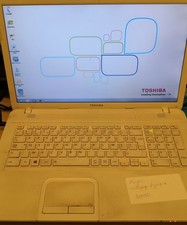 Ordinateur portable toshiba d'occasion  Villeneuve-d'Ascq-