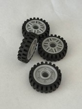 Peças Lego 13971c01 (4 peças) roda 18mm D. x 8mm com parafusos falsos e raios profundos comprar usado Peças Lego 13971c01 (4 peças) roda 18mm D. x 8mm com parafusos falsos e raios profundos comprar usado  Enviando para Brazil