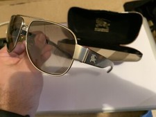 Occhiali sole burberry usato  Busto Arsizio