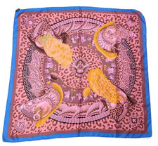 Hermes pink silk d'occasion  Expédié en Belgium