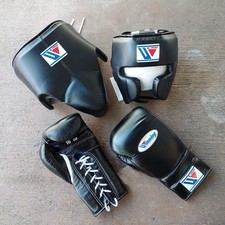 Conjunto de luvas Winning Boxing Sparring, capacete FG-2900 e protetor de virilha CPS 500 comprar usado  Enviando para Brazil