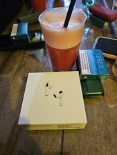 New airpods for usato  Celle di Bulgheria