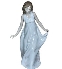 Lladro wonderful mother for sale  Spring Hill