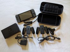 Paquete de consola y accesorios Nintendo Switch segunda mano  Embacar hacia Mexico