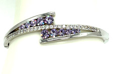 Pulseira tom prata com cristais de lavanda acentuados com cristais transparentes 8 polegadas comprar usado  Enviando para Brazil