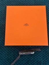 Boite foulard hermès d'occasion  Cergy-