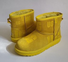 Ugg classic winter for sale  Hygiene