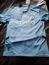 Usado, Camisa assinada à mão do Manchester City Squad com certificado de autenticidade do clube comprar usado  Enviando para Brazil