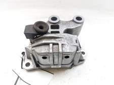 00520497460 supporto motore usato  Torre del Greco