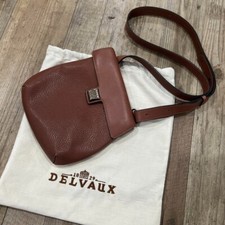 Delvaux leather shoulder d'occasion  Expédié en Belgium