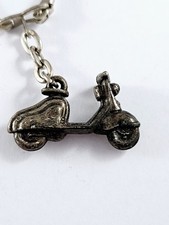 Porte cles vespa d'occasion  L'Absie