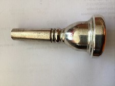 Embouchure tubas trombone d'occasion  Gommegnies