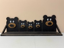 Prateleira de parede Hobby Lobby madeira urso preto marrom 23,5 polegadas cabine rústica comprar usado  Enviando para Brazil