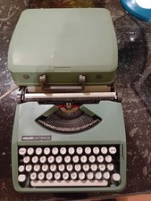 Macchina scrivere portatile usato Macchina scrivere portatile usato  Amelia