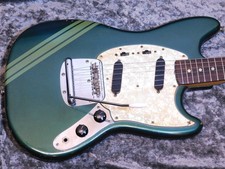 Fender Mustang Competition Burgundy '71 comprar usado  Enviando para Brazil