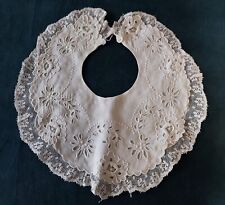 Baby bib white d'occasion  Expédié en Belgium