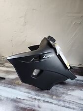 Acerbis 4.1 gallon for sale  Media