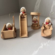 4 enfeites de Natal vintage de madeira Russ Berrie barco playground menina comprar usado  Enviando para Brazil