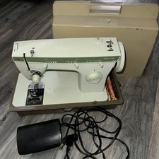 Usado, Máquina de costura Singer Fashion Mate modelo 252 com estojo! OBRAS TESTADAS ver fotos comprar usado  Enviando para Brazil