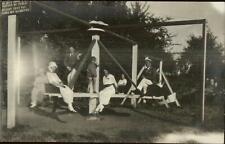Playground de balanço de madeira giratório incomum People in Park relacionado c1910 RPPC comprar usado  Enviando para Brazil