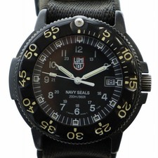 Montre luminox navy d'occasion  Expédié en France