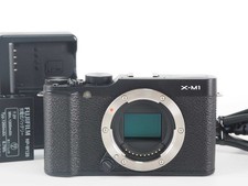 Fotocamera digitale fujifilm usato  Spedire a Italy