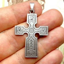 Celtic triskelion cross. d'occasion  Troyes