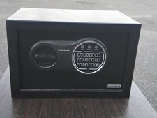 Large safe box for sale  SITTINGBOURNE