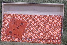 Usado, Bolsa de mão feminina 19 X 9cm, design quadriculado laranja, nova na caixa, postagem grátis comprar usado  Enviando para Brazil