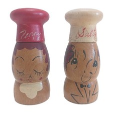 Usado, Shakers de sal e pimenta vintage salgados e peppy 41/2" madeira MCM comprar usado  Enviando para Brazil