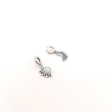 Due charm argento usato  Melito di Napoli