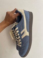 Sneakers azzurre taglia usato  Perugia